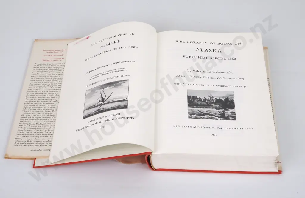 Lada -Mocarski, Valerian; Bibliography of Books On Alaska; New Haven and London, First edition 1969. Image 1++