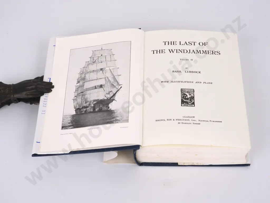 Lubbock, Basil; The Last of the Windjammers; Two Volumes; Brown & Ferguson, Reprint 1970. Image 1++