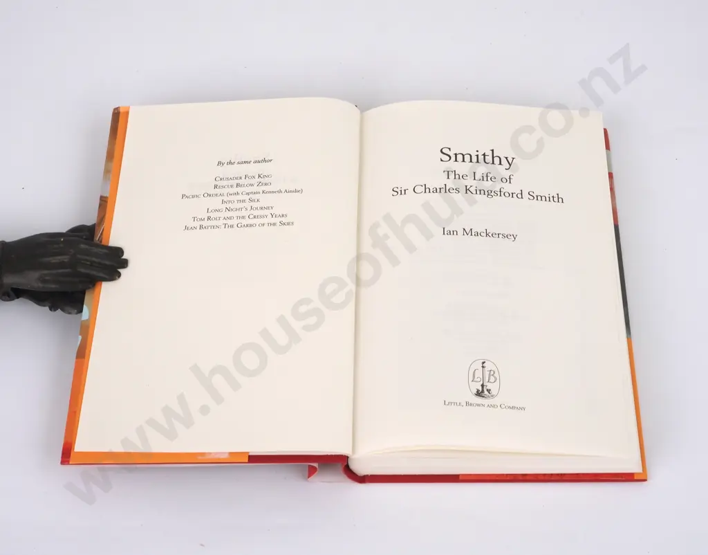 Mackersey, Ian; Smithy, The Life of Sir Charles Kingsford Smith Image 1++