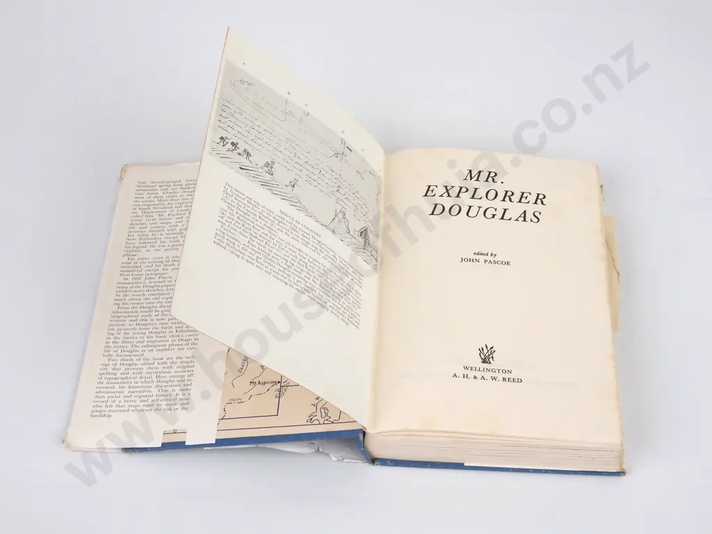 Pascoe, John (Ed); Mr Explorer Douglas Image 1++