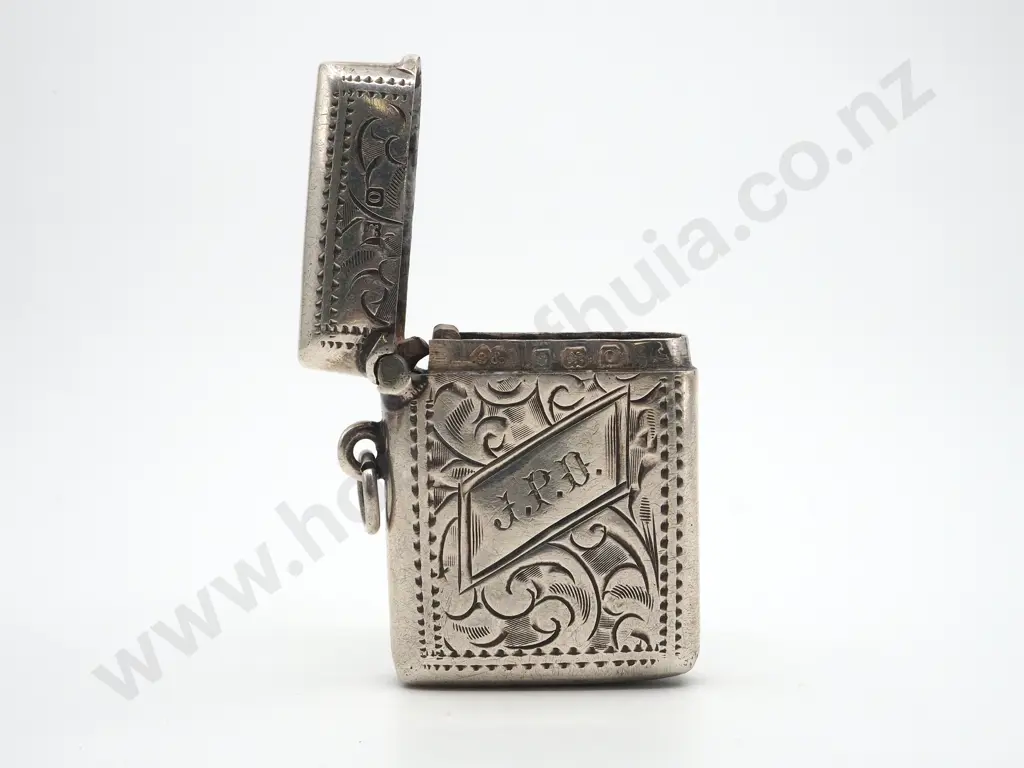 Sterling Silver Vesta Box. Birm 1913 Image 1++