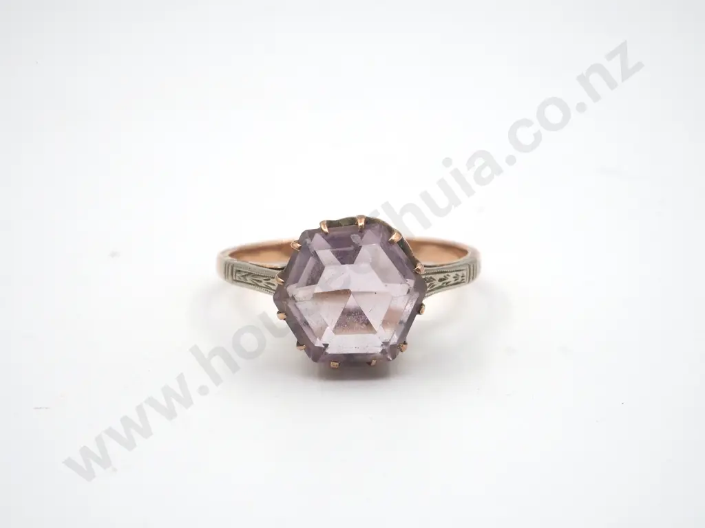 Antique 9ct Gold & Amethyst Ring Image 1++