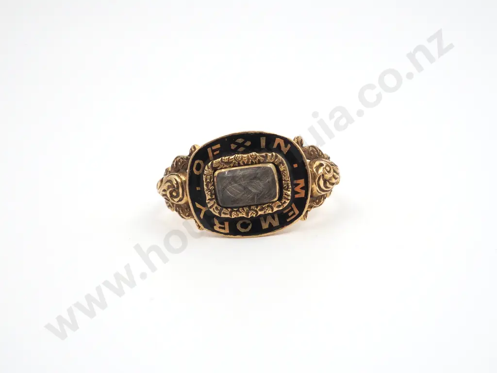 18ct Gold & Enamel Mourning Ring London 1857 Image 1++