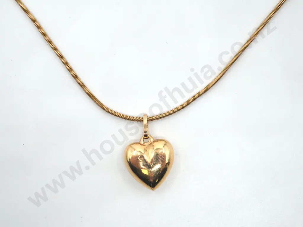 9ct Gold  Snake Chain With Heart Pendant Image 1++