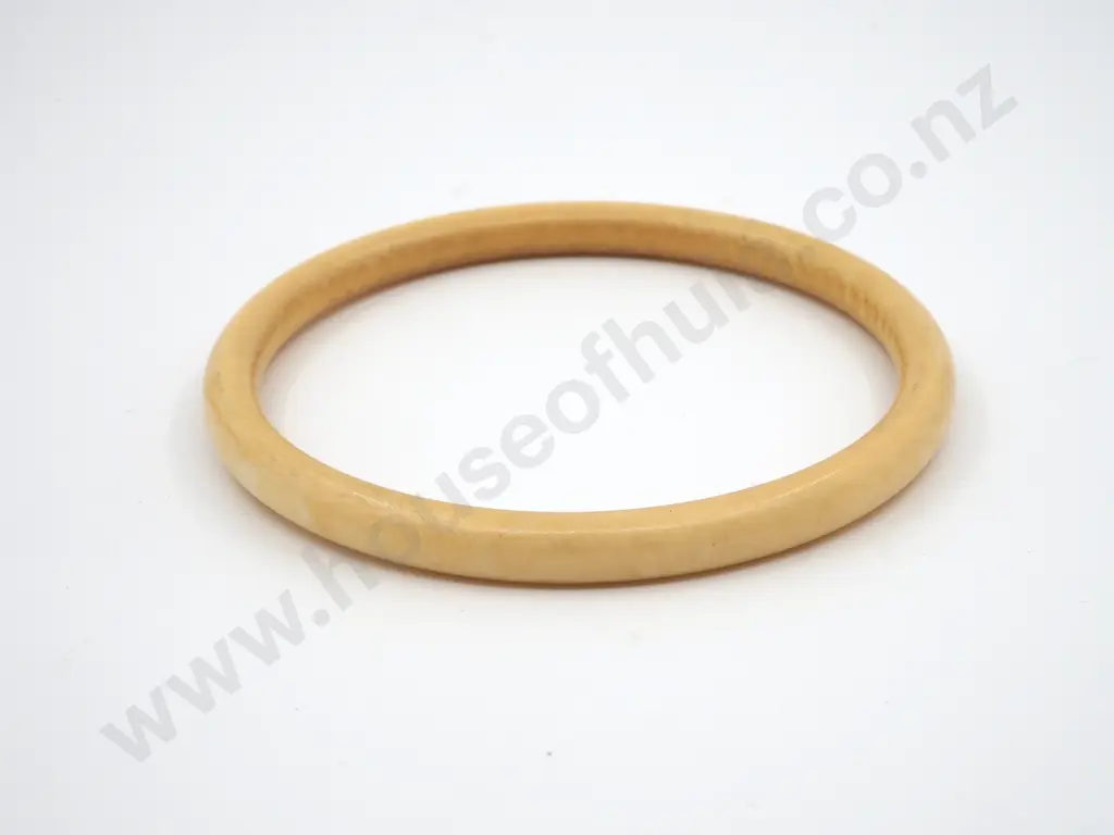 Vintage Ivory Bangle Image 1++