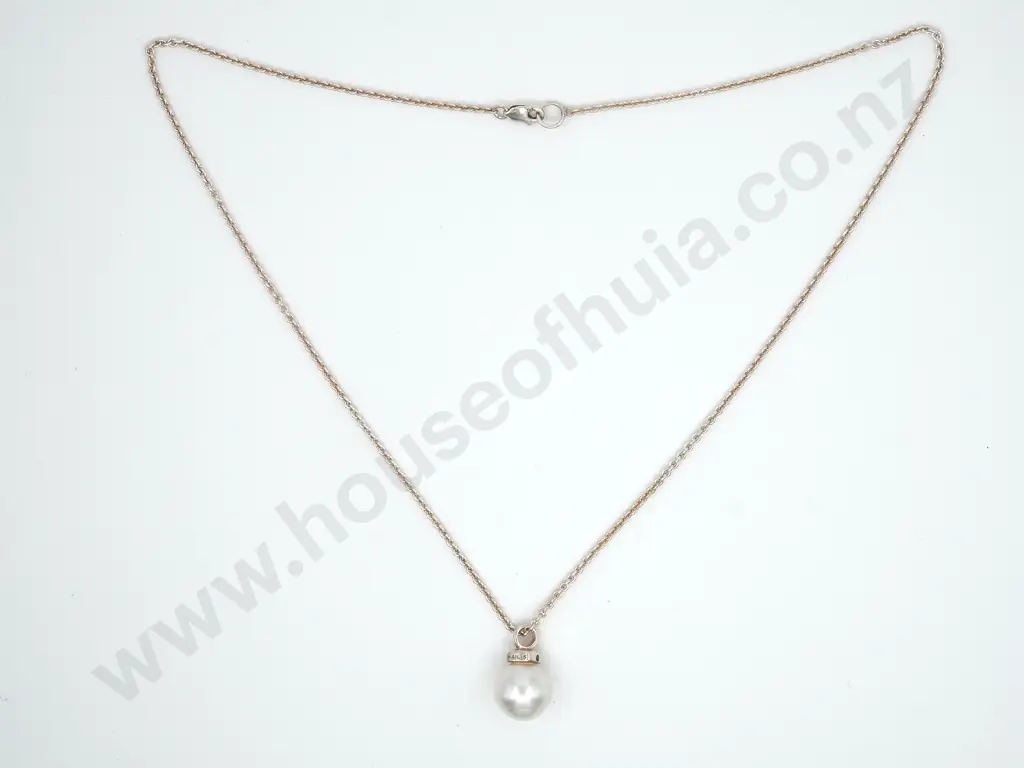 Sterling Silver South Sea Pearl, Black Diamond Kailis Pendant & Sterling SIlver Chain Image 1++