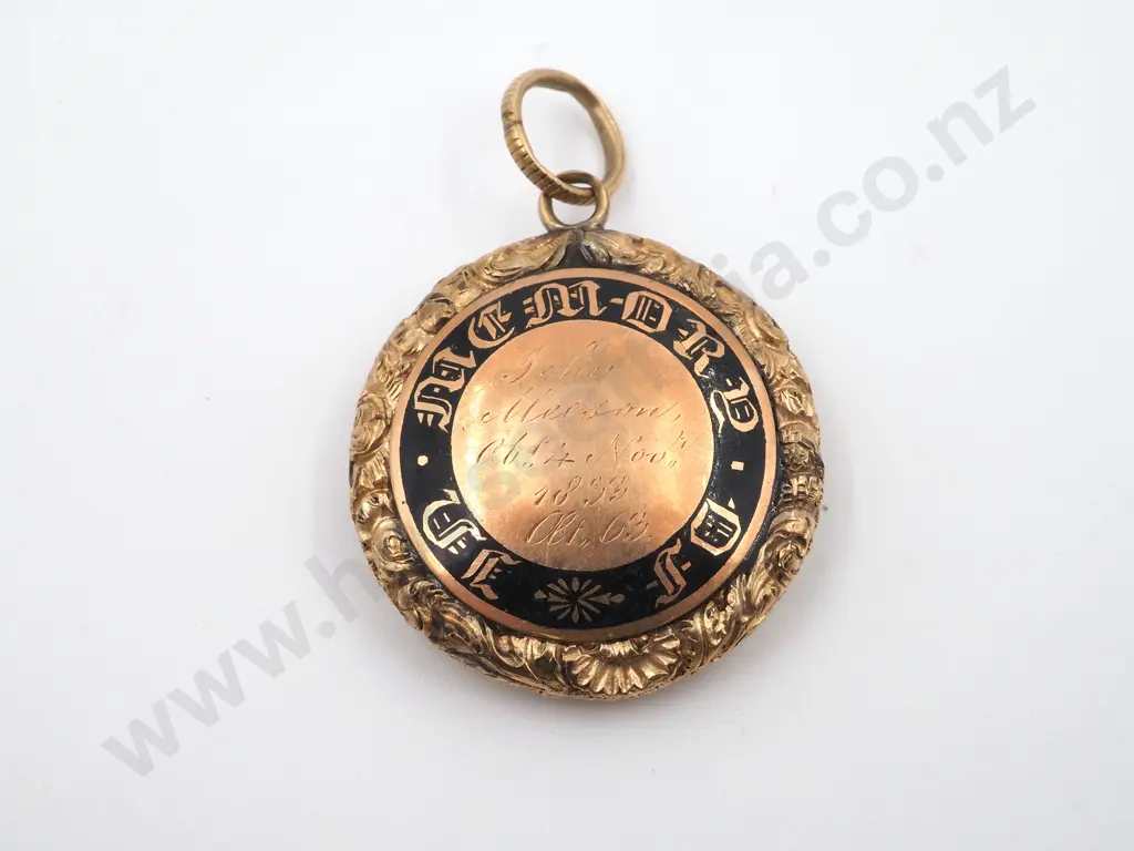 Antique Mourning Pendant in Rolled Gold Image 1++