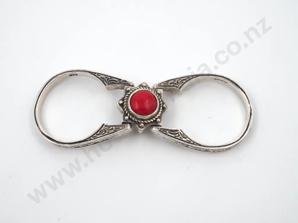 Unusual Vintage Reversible Coral & Turquoise Ring Image 1++