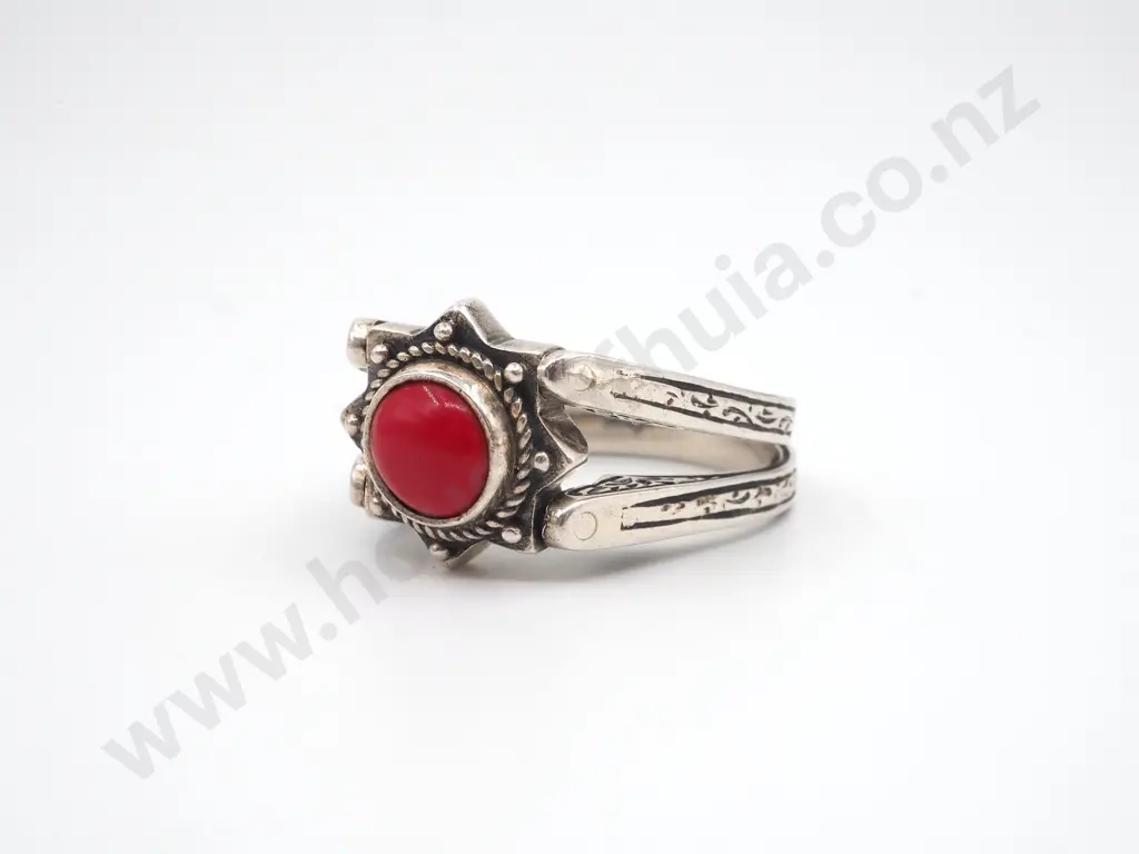 Unusual Vintage Reversible Coral & Turquoise Ring Image 1++