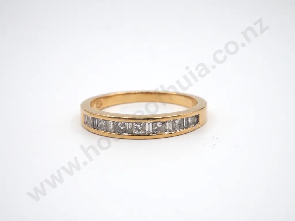 18ct Gold & Princess Cut Diamond Ring - Michael Hill 0.33 Carats of Diamonds Image 1++