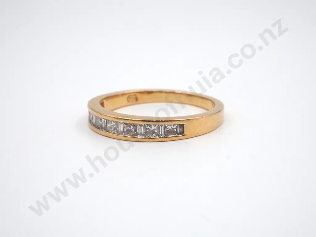 18ct Gold & Princess Cut Diamond Ring - Michael Hill 0.33 Carats of Diamonds Image 1++