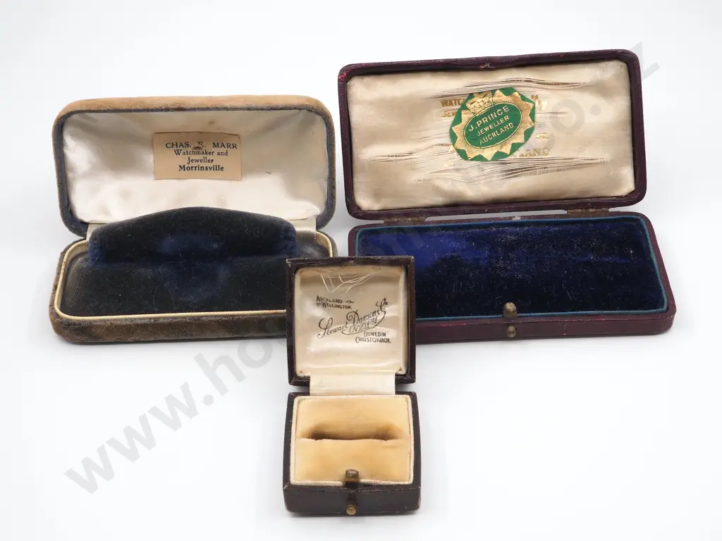 Bag Containing  Three Jewellery Boxes For NZ Retailers's Including Stewart Dawsons Image 1++