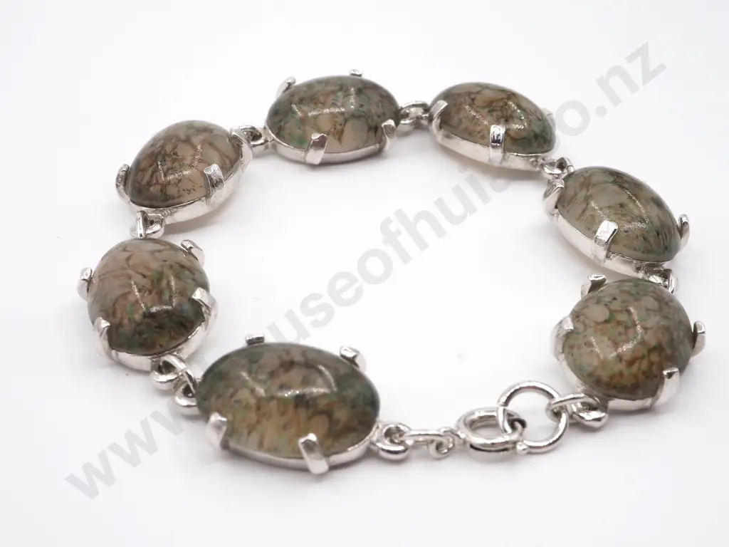 Agate & White Metal Bracelet Image 1++