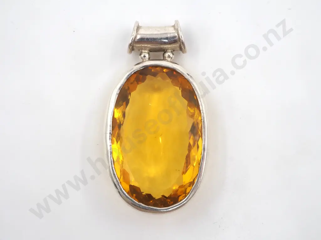 Yellow Topaz Coloured Pendant In Sterling Silver Mount Image 1++