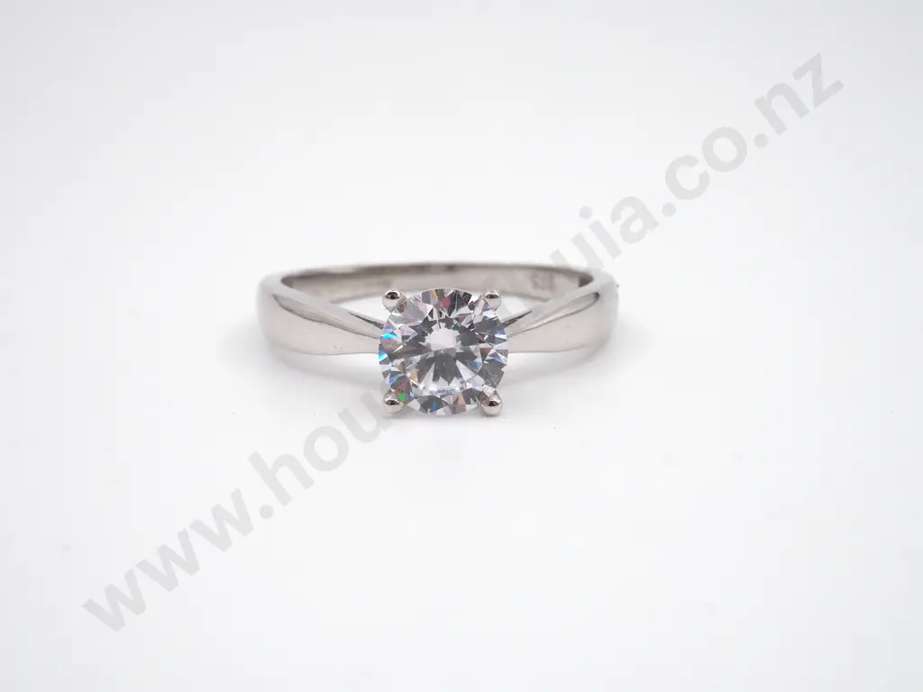 9ct White Gold & CZ Solitaire Ring Image 1++