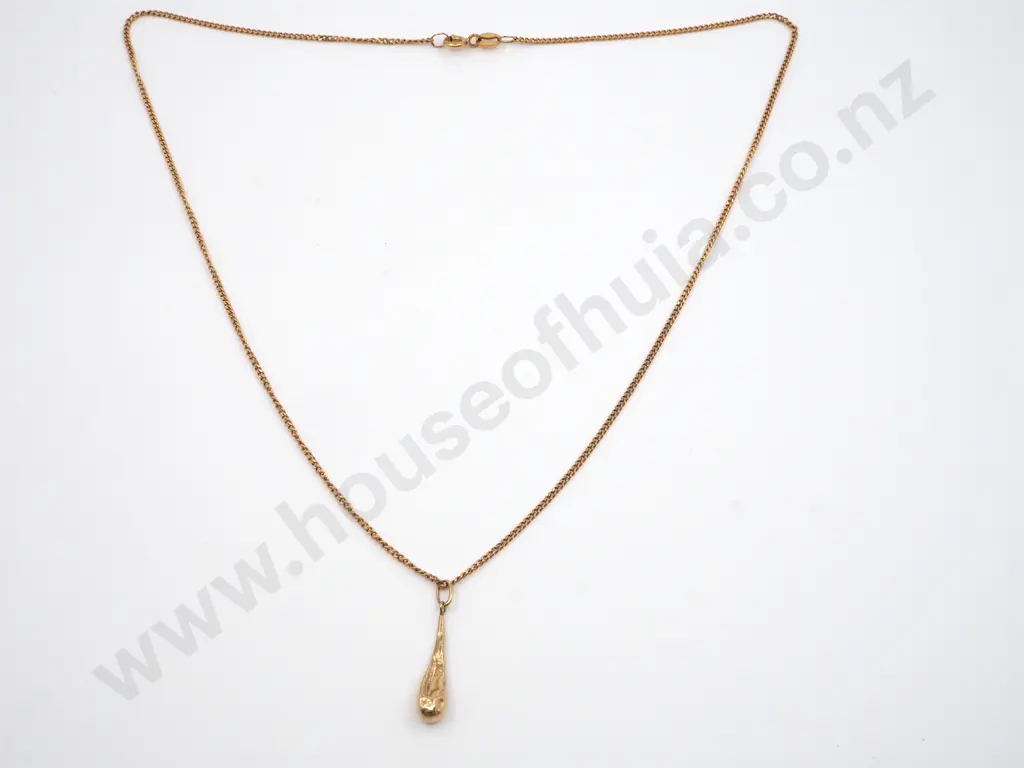 9ct Gold Pendant & Chain Image 1++