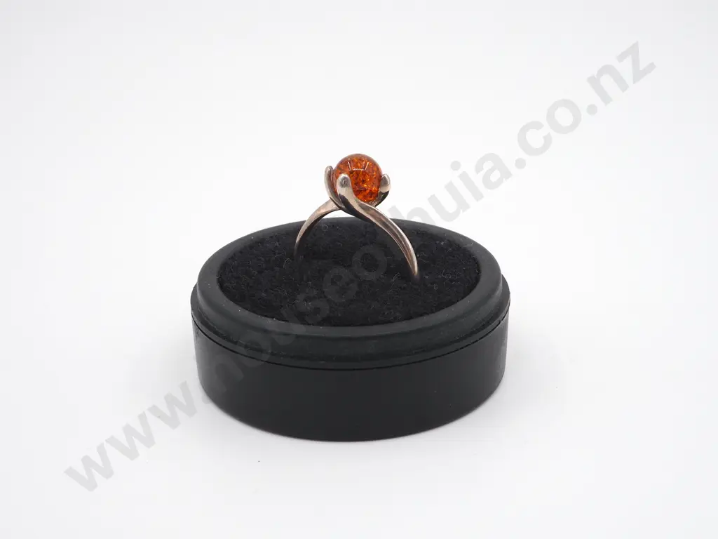 Decorative Sterling Silver Ring Image 1++