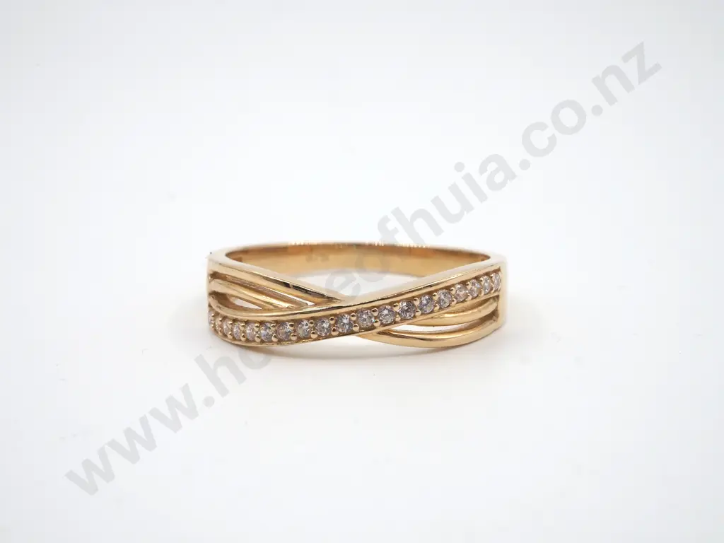 9ct & CZ Crossover Dress  Ring Image 1++