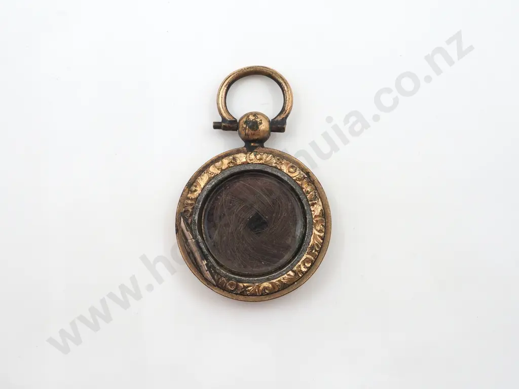 Antique Mourning Pendant in Rolled Gold Image 1++