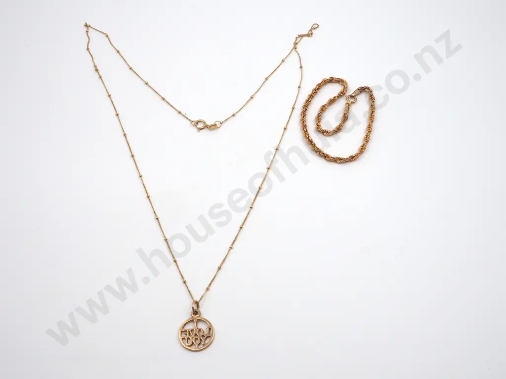 Delicate Rope Chain Bracelet & A Necklace w Fine Chain & Pendant That Reads " I Love You" Image 1++