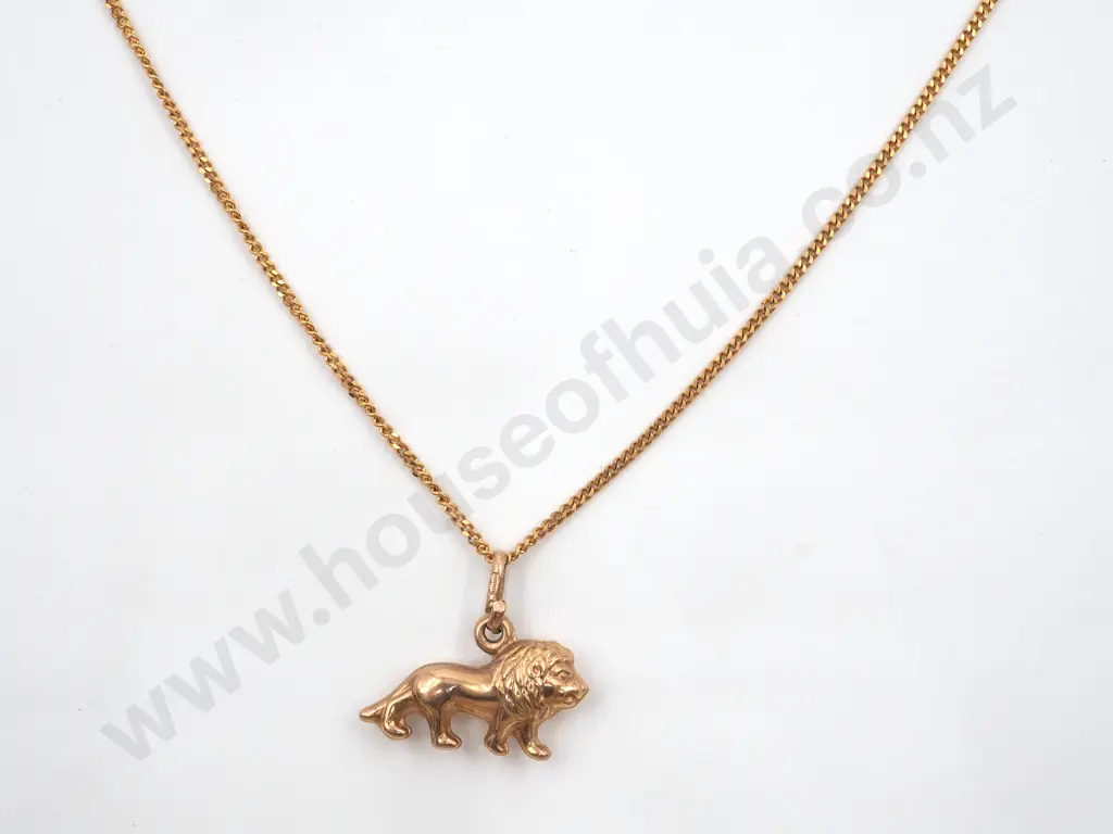 Lion Pendant/Charm Suspended On a 9ct Gold Chain  Image 1++