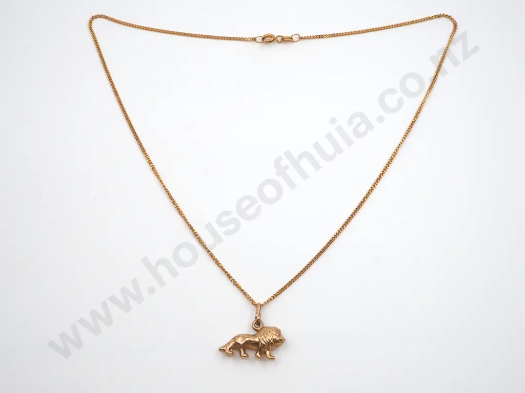 Lion Pendant/Charm Suspended On a 9ct Gold Chain  Image 1++