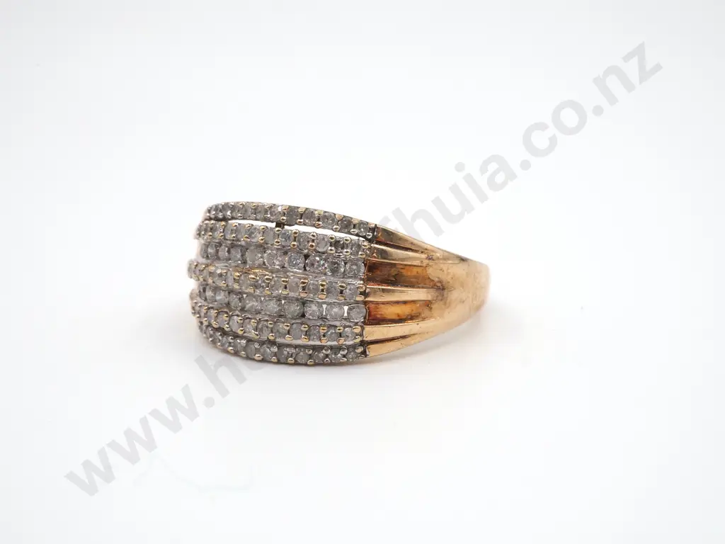 9ct Gold & Diamond Ring Image 1++