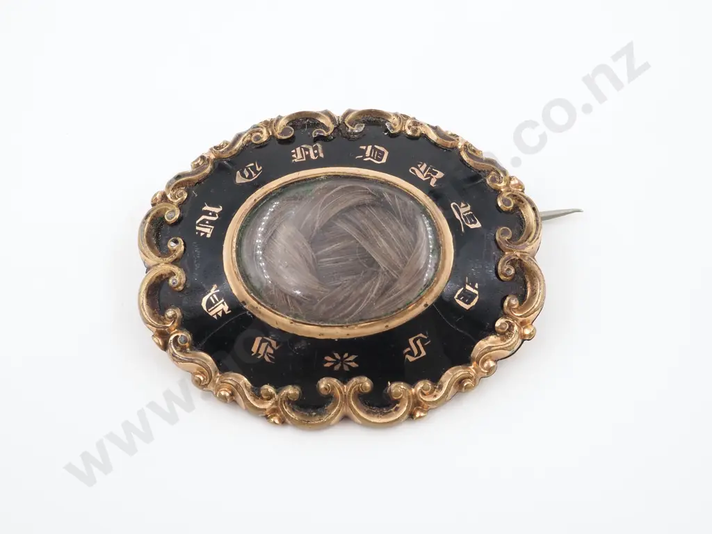 Antique Rolled Gold Mourning Brooch A/F Image 1++