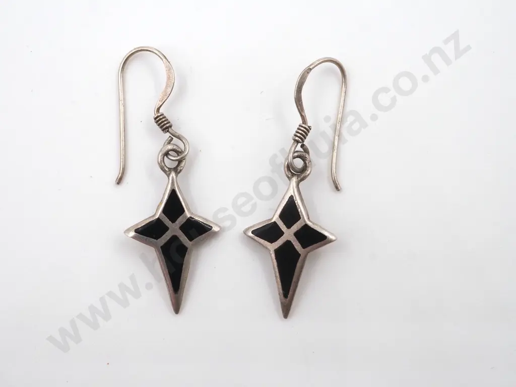 Pair of Sterling Silver Star Shaped Earrings With Black Enamel Accents Image 1++