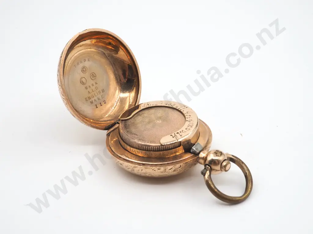 Gold Plate Sovereign Case with Engraved Decoration Image 1++