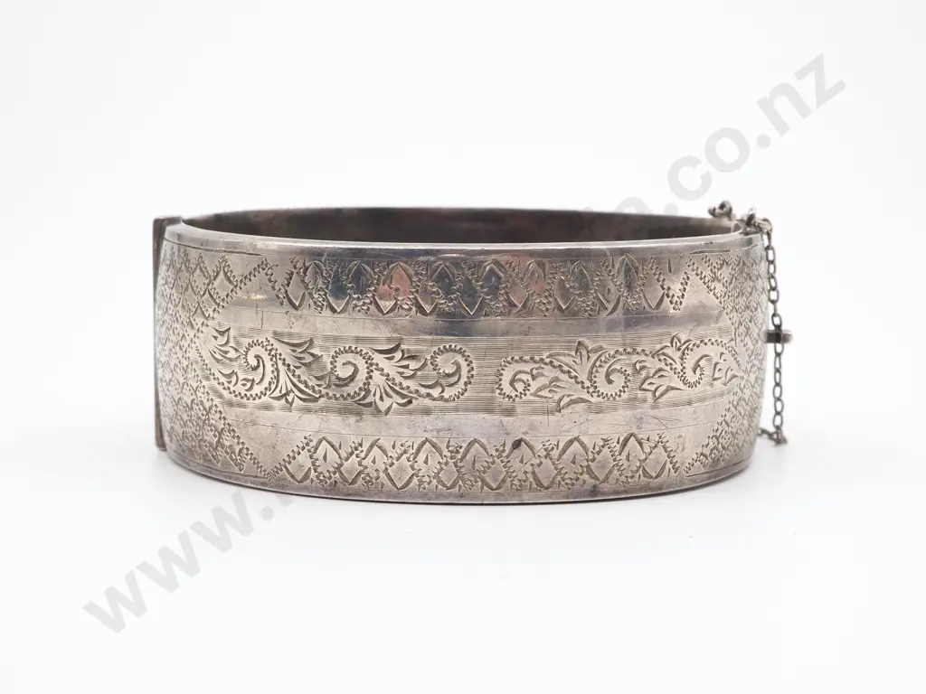 Vintage Sterling Silver Snap Banagle with Safety Chain & Engraving To Fron Image 1++