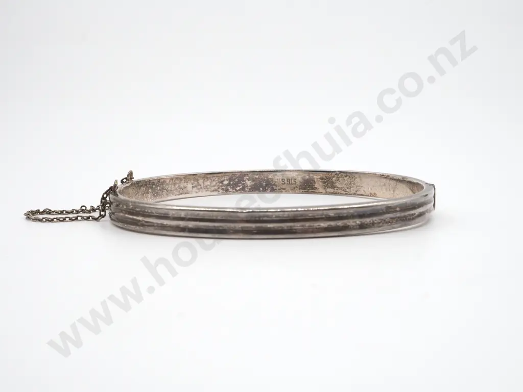 Sterling Silver Snap Bangle With Fluted Front  & Safety Chain Image 1++