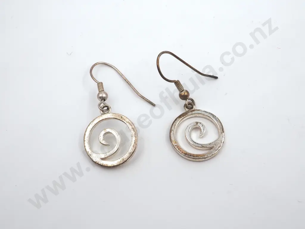 Pair Of Sterling Silver Earrings Of Spiral Form With Hooks Image 1++