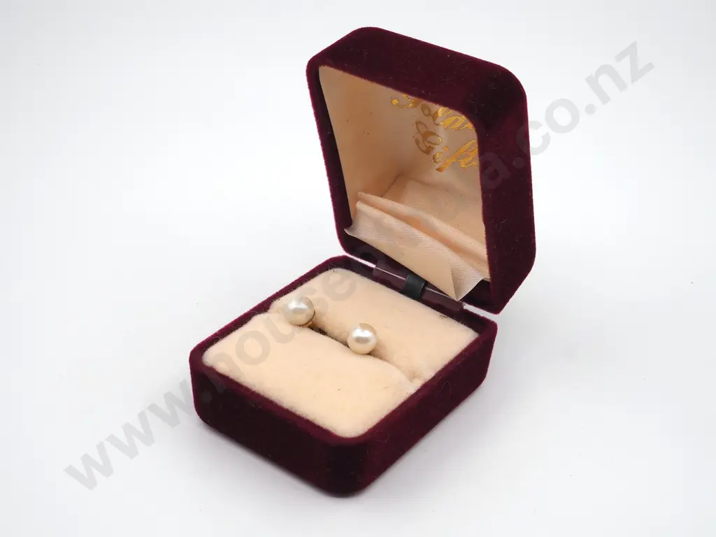 Pair of Gold & Pearl Earrings  Image 1++