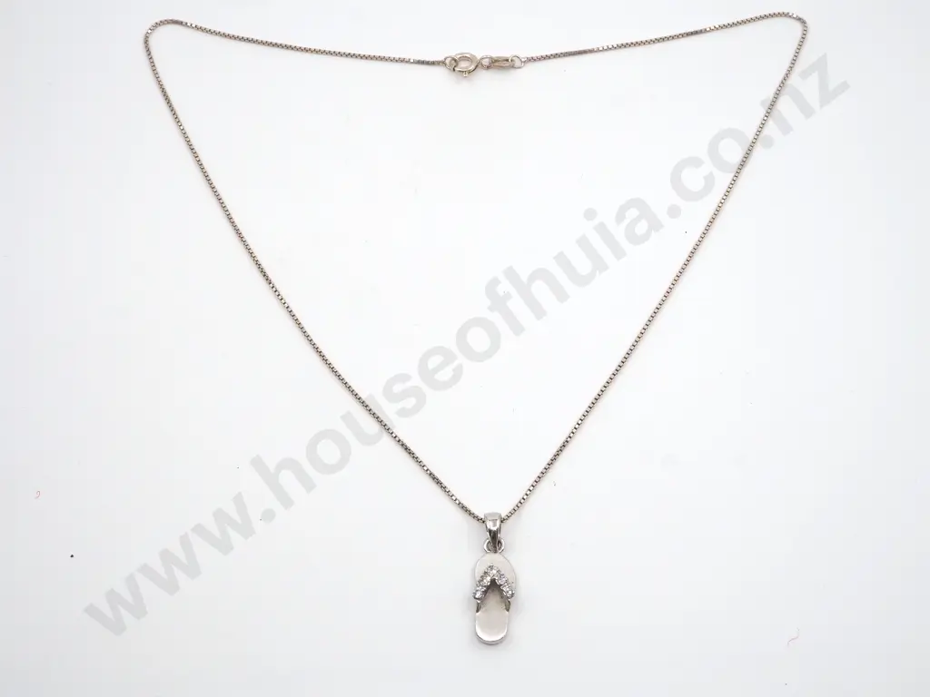 Sterling  Silver Jandal Set with White Stones On A Box Chain  Image 1++