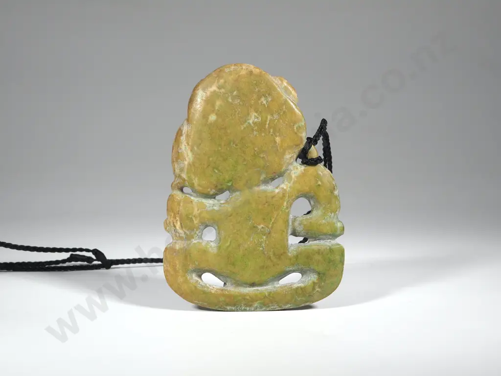 Marsden Hei Tiki With Plaited Necklace Cord Image 1++