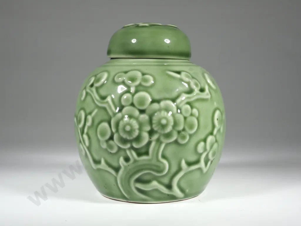 Crown Lynn Apple Green Ginger Jar w Moulded Apple Blossom Decoration Image 1++