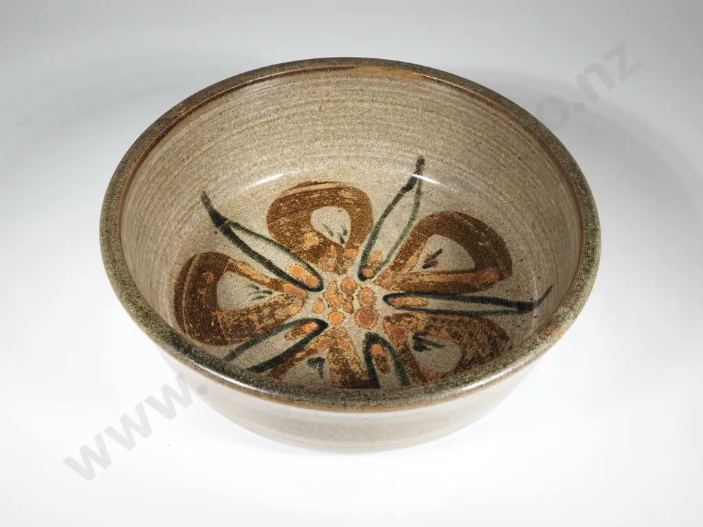 Pottery Bowl by Fredrika Ernstein. Prominent Throwing Lines & Brown & Grey Glaze With Stylized Flower Decoration Image 1++
