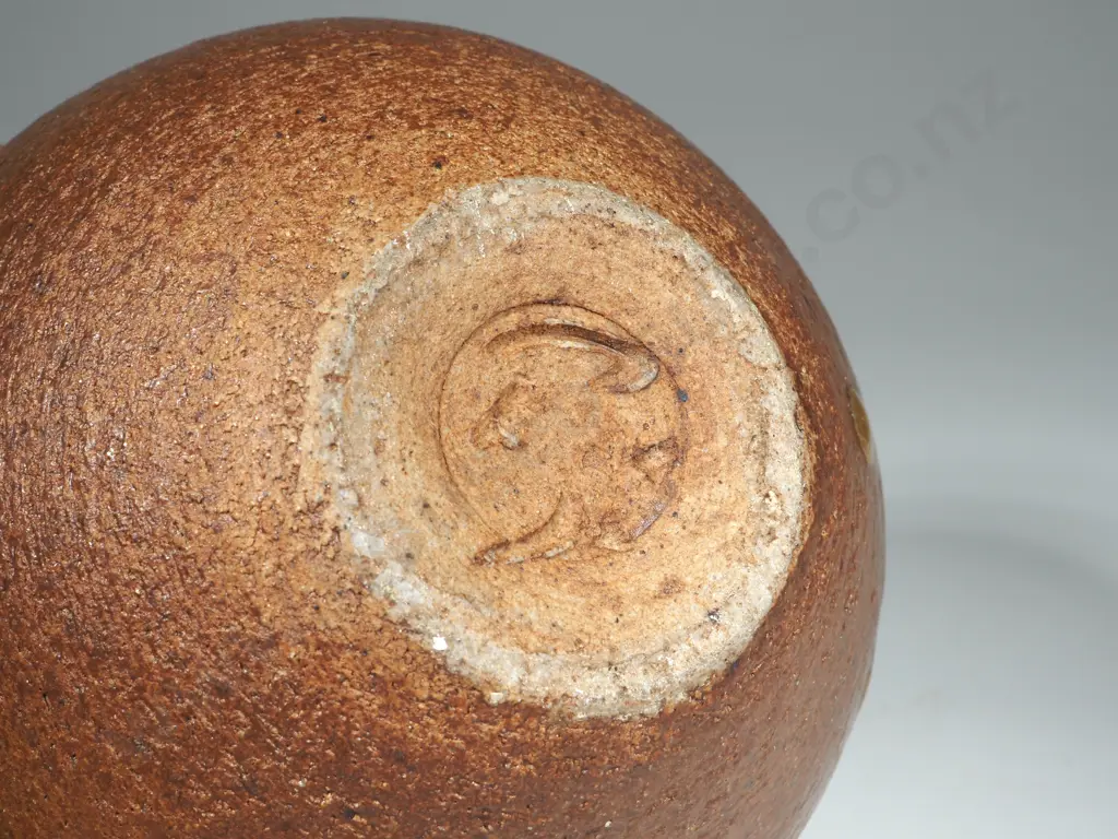 NZ Pottery Vase w Mottled Brown/Green Glaze. Marks Indecipherable Image 1++