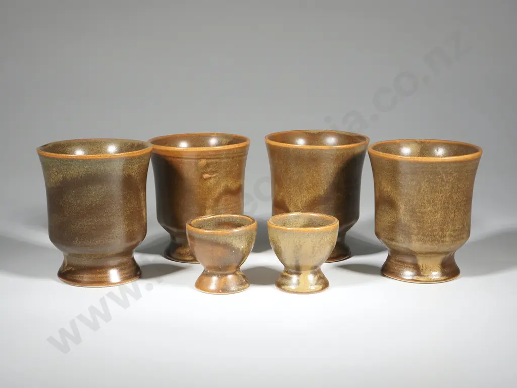 Four Temuka Pottery Beakers  & Two Egg Cups Image 1++