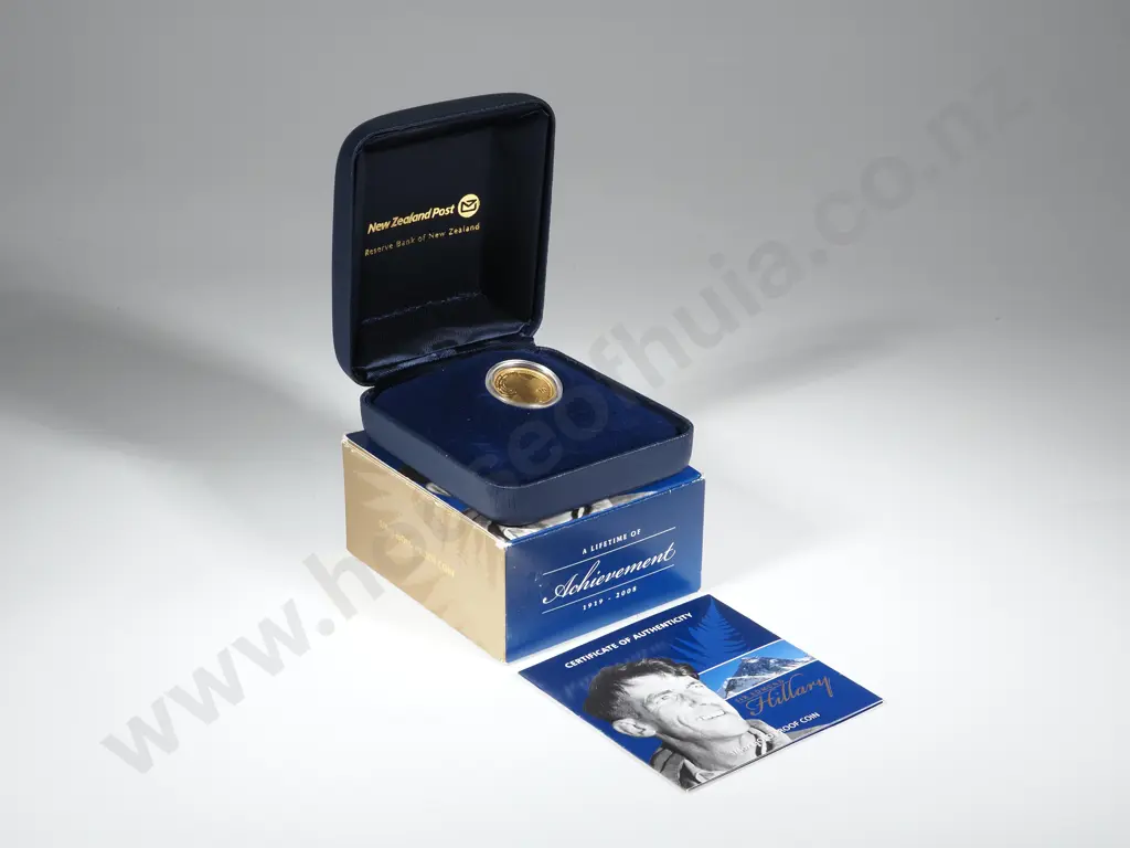 Boxed & Cased Sir Edmund Hillary 1/4oz Gold Proof Ten Dollar Coin  Image 1++