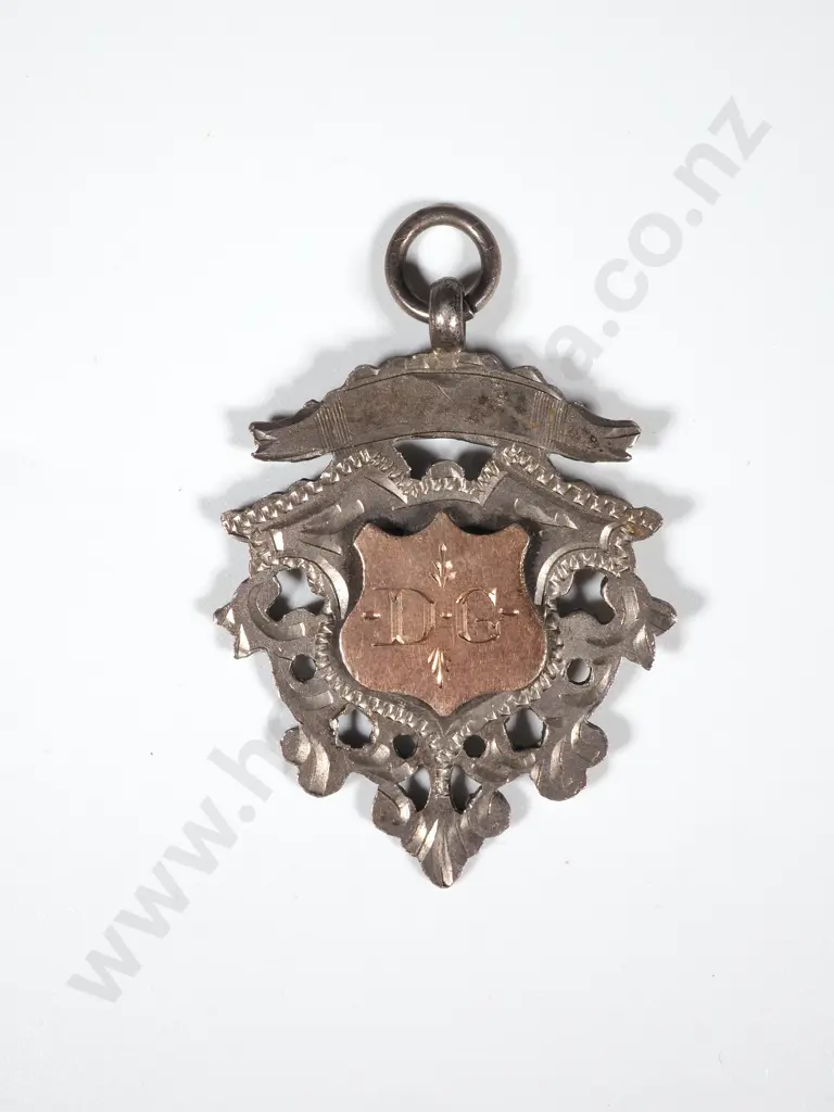 1923 Sterling Silver Prize Medal for Hornpip to D Guild Image 1++