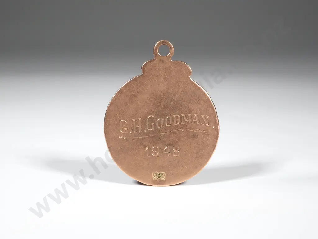 1948 New Zealand Justices Association 9ct Gold Medal to G H Goodman Image 1++