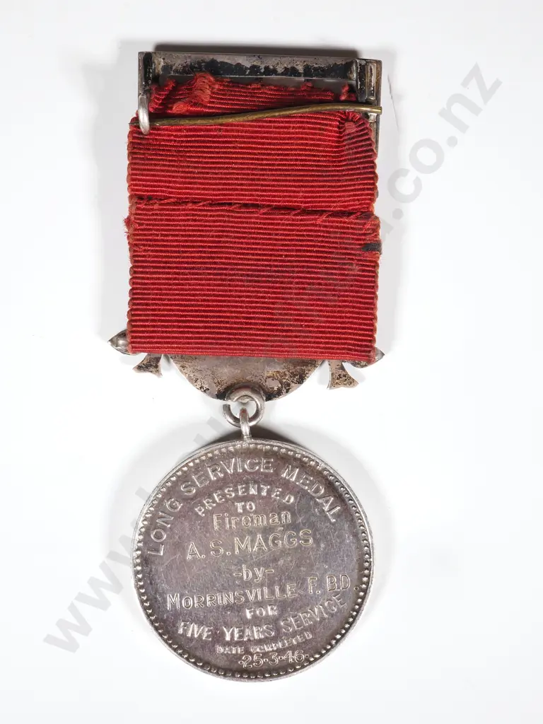 Sterling Silver New Zealand Fire Brigades Long Service and Good Conduct Medal For Five Years Image 1++