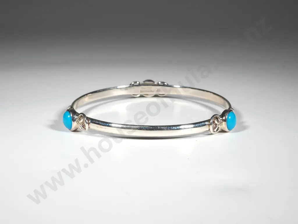 Marion McKellow  Sterling Silver & Turquoise Bangle Image 1++