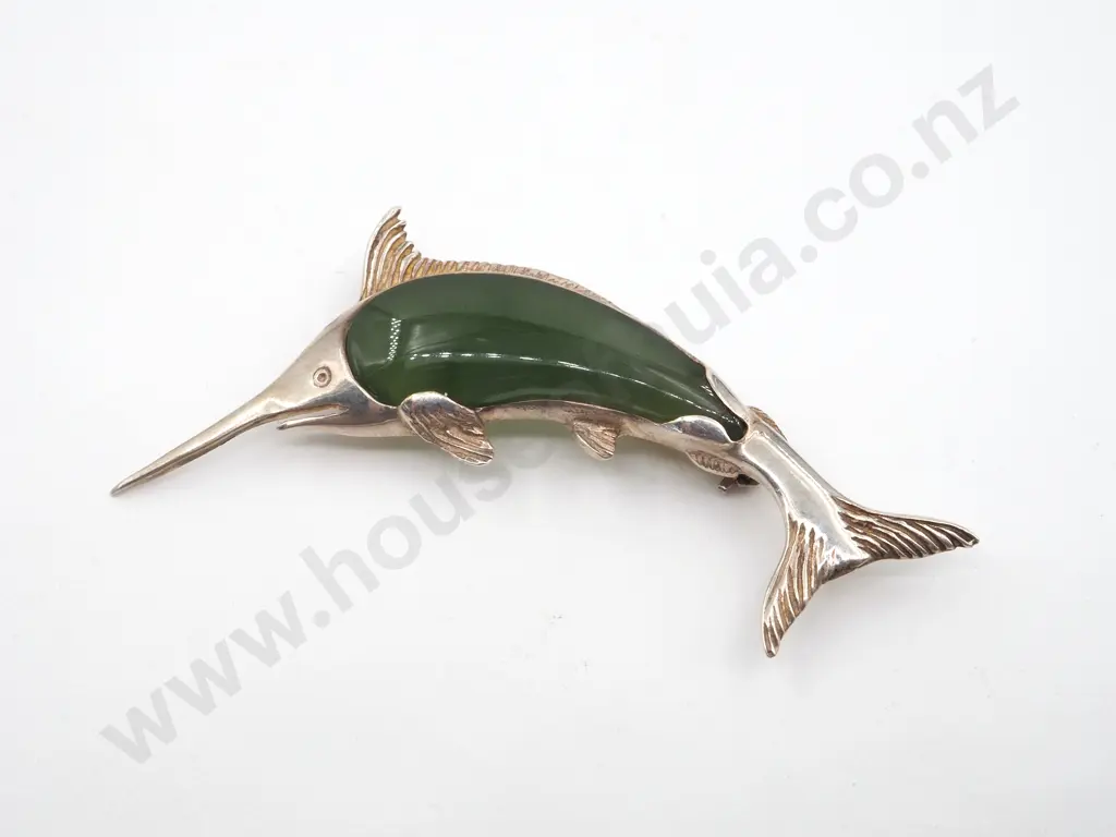 Vintage Sterling Silver & Greenstone Marlin Brooch Image 1++