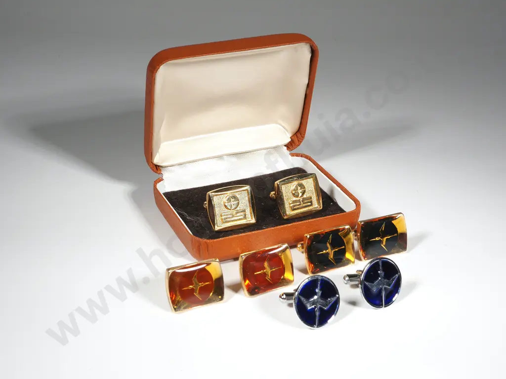 Set Of Four Pairs Of NAC (New Zealand Airways Corporation) Cufflinks, One For 25 Years Of Service at NAC Image 1++