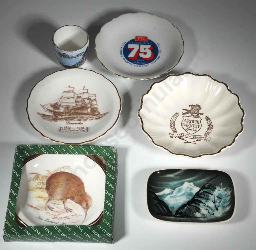 NZ Souvenir China Small Dishes, Queenstown NZ Eggcup, Hand painted "Anna" Studio Small Dish Of Mount Cook Image 1++