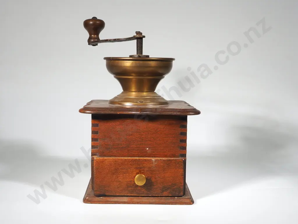 Brass & Timber Coffee Grinder Image 1++