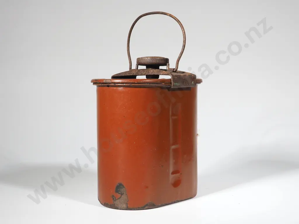 Vintage Enamelled Lockable Container Image 1++